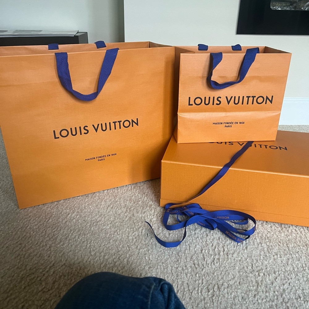 LV……Empty Box and bags